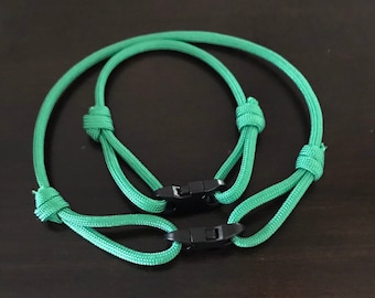 Paracord Whelping Collars Set of 2. Pick Your Own Custom Colors (1 reg & 1 newborn) both are breakaway as pictured.