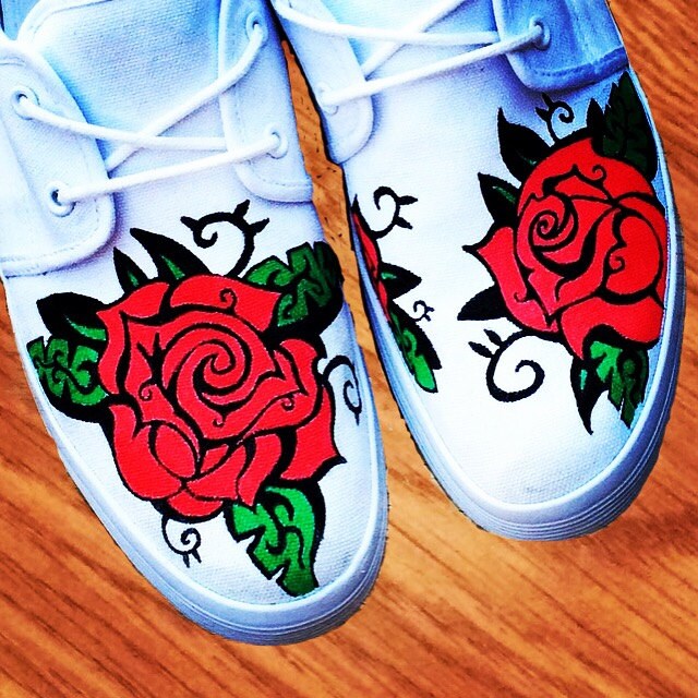 red converse tattoo