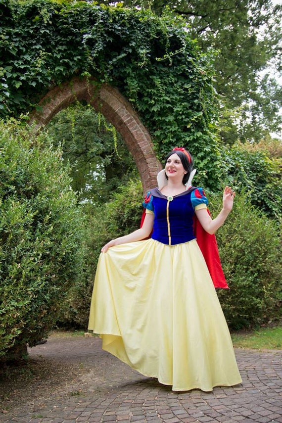 Plus Size Disney Snow White Costume for Women