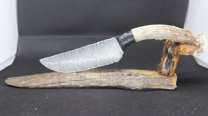 White Fiber Optic shops Glass Knife Blade On Deer Antler Handle Using Imitation Sinew-Knife Includes Western Juniper Cedar Wood Stand