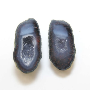 Tabasco BABY Geodes with Druzy Quartz . Great For Jewlery Making earrings; Vibrant Colors; Cut/Polished Hand Picked For Quality A.1