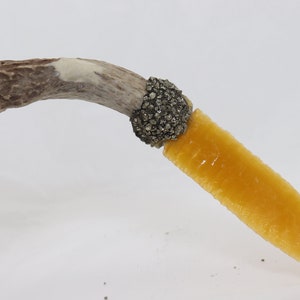 Hoja de vidrio de fibra óptica amarilla tallada en pedernal en mango de cactus Cholla con cuchillo de recolección de hierbas de pirita triturada/abrecartas/Energía Reike