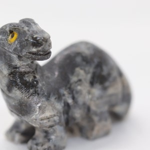 1-1/2&quot; Hand Carved Stone Soapstone BRONTOSAURUS DINOSAUR Figurine Made In Peru (Exact Item Pictured + Free Shipping!!)