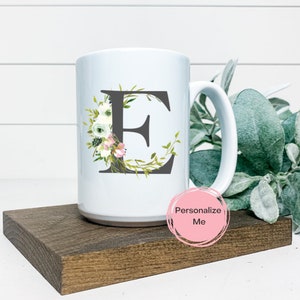 E Kaffeebecher, Alphabet Becher, Buchstabe E, Floral, Gold, Geschenk für ihn, Geschenk für sie, Inspiration Kaffeebecher, Teebecher