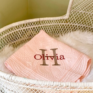 Monogrammed Baby Blanket, Newborn Gift, Personalized Baby Quilt, Keepsake Baby Gift, Monogrammed Quilt, Baby Shower Gift, Heirloom Quilt,Gir