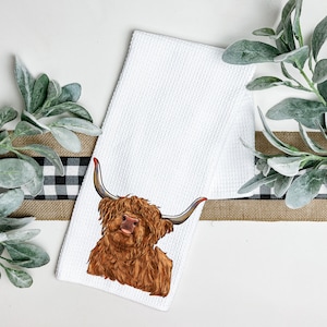 Highland Cow Tea Towel, Dish Towel, Waffle Weave, Kitchen Towel, Personalized Tea Towel, Housewarming gift, Custom Kitchen Towel