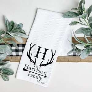Monogram Tea Towel, Last Name Dish Towel, Waffle Weave, Kitchen Towel, Personalized Tea Towel, Housewarming gift, Custom Kitchen Towel