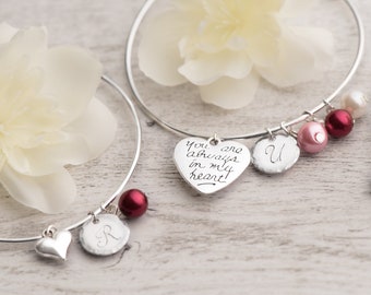 matching mommy daughter gift, bracelet bangle set of 3, the love between mother and daughters 2, heart initial set.