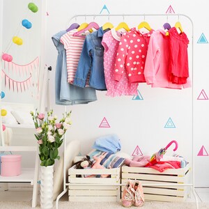 Geometrisches Dreieck Wandtattoos - Kinderzimmer Wandtattoos, Kinderzimmer Wanddekoration, abnehmbare Wandaufkleber