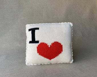 BACKSTOCK SALE** I Heart Pillow, Hand knit, Heart, Valentine, Love, Throw Pillow, Homespun, Gift, 11x11&quot;