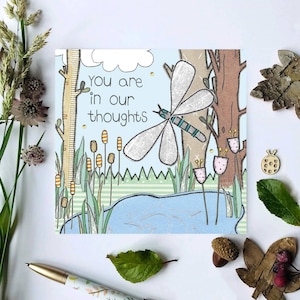 Thinking of you card / Woodland Card / In our thoughts condoglianze / Sympathy Card / Biodegradabile / Illustrazione a mano e stampata nel Regno Unito