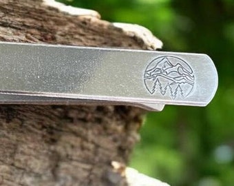Engraved Mountain Tie Clip, Personalized Mountain Tie Bar, Mountain Wedding Gift, Hiking Gift for Men, Groomsmen Tie Clip, Outdoor Groom