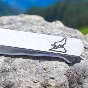 Wolf Howling, Wolf Gifts, Engraved Tie Clip, Custom Tie Clip, Personalized Tie Bar, Groomsmen Tie Clip, Wolf Pack, Christmas Gifts