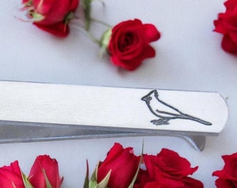 Personalized Cardinal Tie Clip, Engraved Cardinal Tie Bar, Cardinal Memorial Gift for Men, In Memory of Loved One, Groom Wedding Keepsake