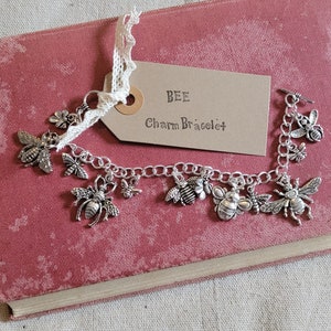 Bee charm bracelet, bee bracelet, bee charms, nature bracelet, nature jewellery, nature charm bracelet, wildlife jewellery, bee theme gift