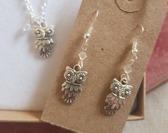Owl earrings, owl necklace, owl jewellery set, woodland jewellery, owl gift, owl charm, nature jewellery, personalised necklace, cute animal
