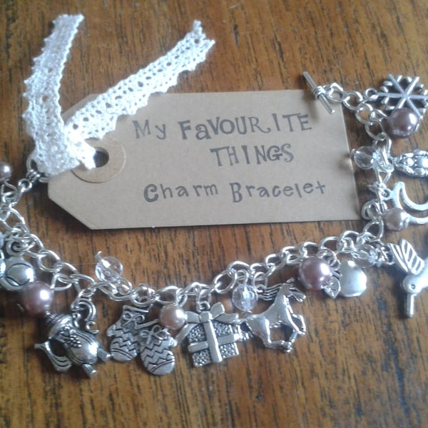 Bracelet à breloques My Favorite Things, cadeau Sound of Music, cadeau My Favorite Things, bracelet sons de la musique