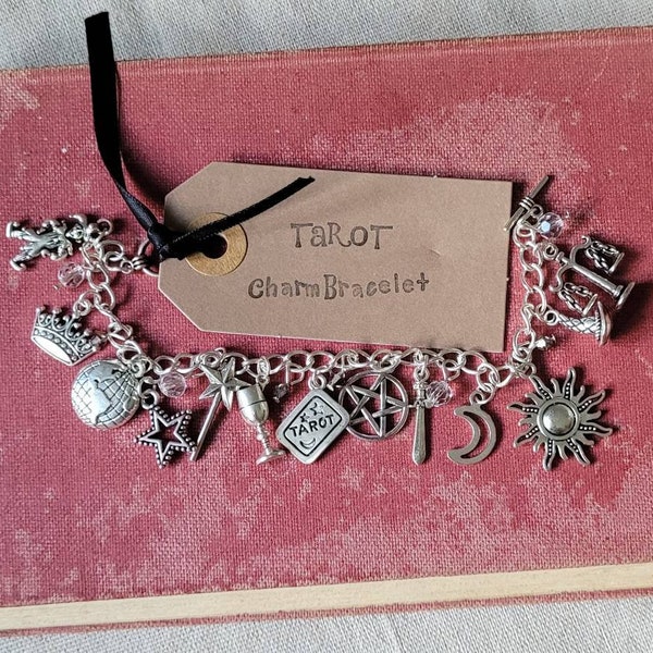 Tarot Charm Bracelet, tarot card bracelet, tarot bracelet, tarot themed jewellery, tarot jewelry, wicca bracelet, wicca jewellery, spiritual