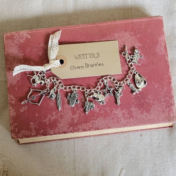 Wild West charm bracelet, Western bracelet, horse charms, cowboy theme bracelet, Western jewellery, Wild West theme gift, cowgirl jewellery