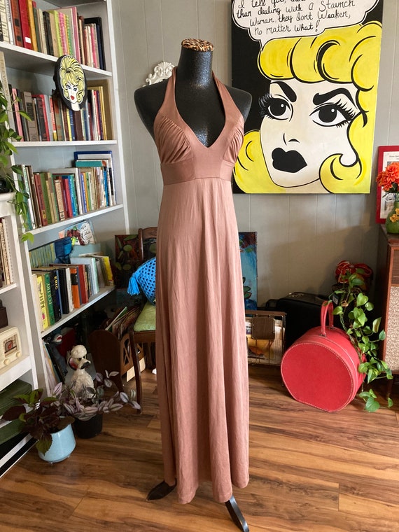 LOOK!! Stupid Cute Vintage Halter Maxi Dress by Da