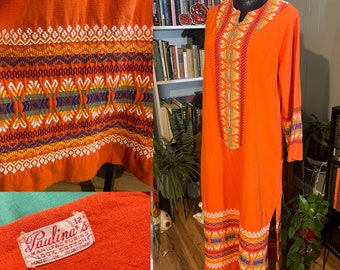 LOOK!! Vintage Hand Woven Guatemalan Dress / Paulinas / Hip Pockets / Boho / Hand Embroidered/ Beautiful