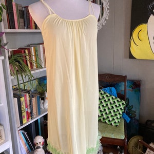 LOOK!! Vintage Lingerie / Nightgown/ Slip / Loungewear-Buttercream Yellow- Green Ruffle- Retro- PinUp- Fun/ Small