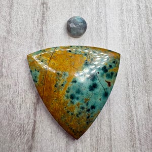 Morning Dew Jasper. US seller. Rare and unique polished cabochon. Daily shipping. Genuine and natural. W/ rose cut labradorite accent.