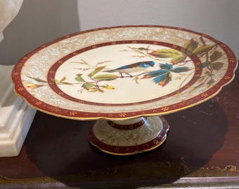 Antyczny stojak na ciasto ~ Obrazowy - Porcelana malowana ręcznie - Faliste brzegi. Niebieski ptak