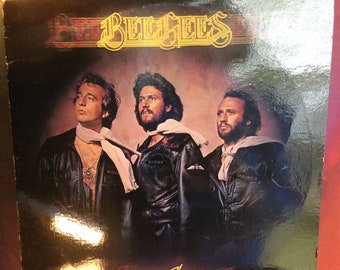 BEE GEES CHILDREN of the World L P 1976 Vinyl is Excellent, Jacket V G  Printed inner sleeve. You should be dancing...