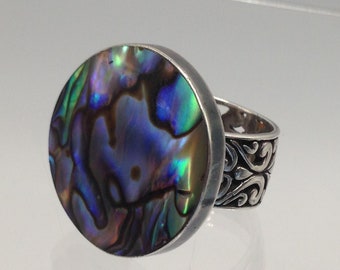 Natural ABALONE Large ROUND [1 in. diam] RING  Sz. 7 1/2  Sterling bezel setting 1/8" thick. Fabulous natural colours! Scrolled, wide band