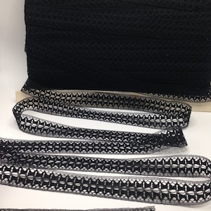 Vintage LACE TRIM, 3, 6 Yds. BLACK 1 inch wide, 70&#39;s.  Not stretch. Straight edge, non-floral design. Suits lingerie, sleeve edging...