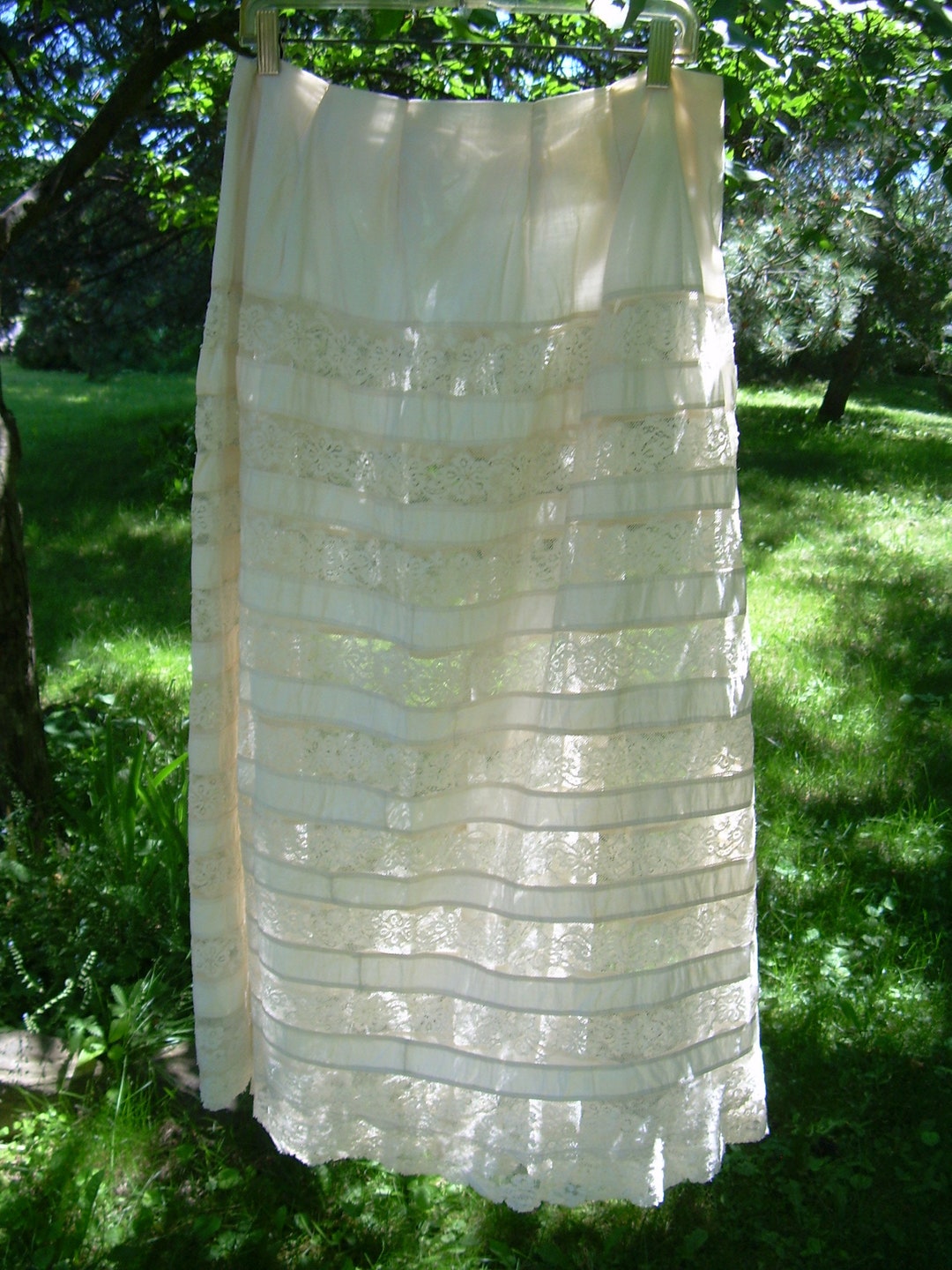 SALE ANTIQUE LACE Slip/petticoat is Fulllength. Warm/cream Etsy