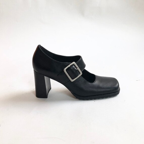 black mary jane shoes size 6