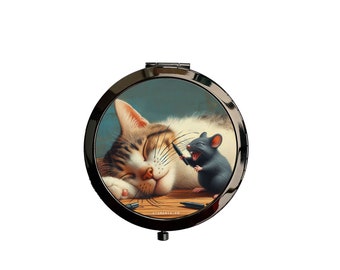 Specchio tascabile per ritocco trucco: umorismo ed eleganza con il topo e il gatto Atommania. Metallo nero, 7 cm, prodotto in Francia