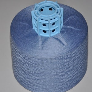 1 spool 1000 g cashmere silk yarn light blue 44 number metric knitting  on a cone