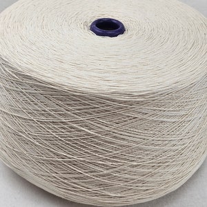 2,6 kg di filato morbido colore naturale Nm 12/2 100% cotone lavorazione a maglia sul cono filato a 2 capi coltivazione biologica