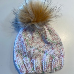 Berretto lavorato a maglia per giovani / Berretto / Pom di lusso / Berretto con pom pom in pelliccia sintetica / Berretto lavorato a mano / Berretto lavorato a maglia / Cappello invernale