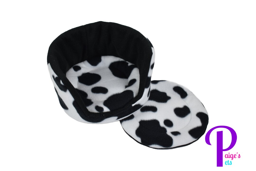 Fleece Cuddle Cup With TWO Absorbent Uhaul Pads, Guinea Pig Bed