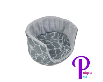 Fleece Cuddle Cup with Absorbent U-Haul Pad, Guinea Pig Bed, Ferret Bed, Hedgehog Bed, Rat Bed | Grey Lined Floral with Grey