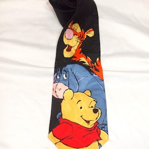 Vintage Disney Winnie the Pooh Eeyore & Tigger Tie 100% Silk necktie 60 x 4Disne