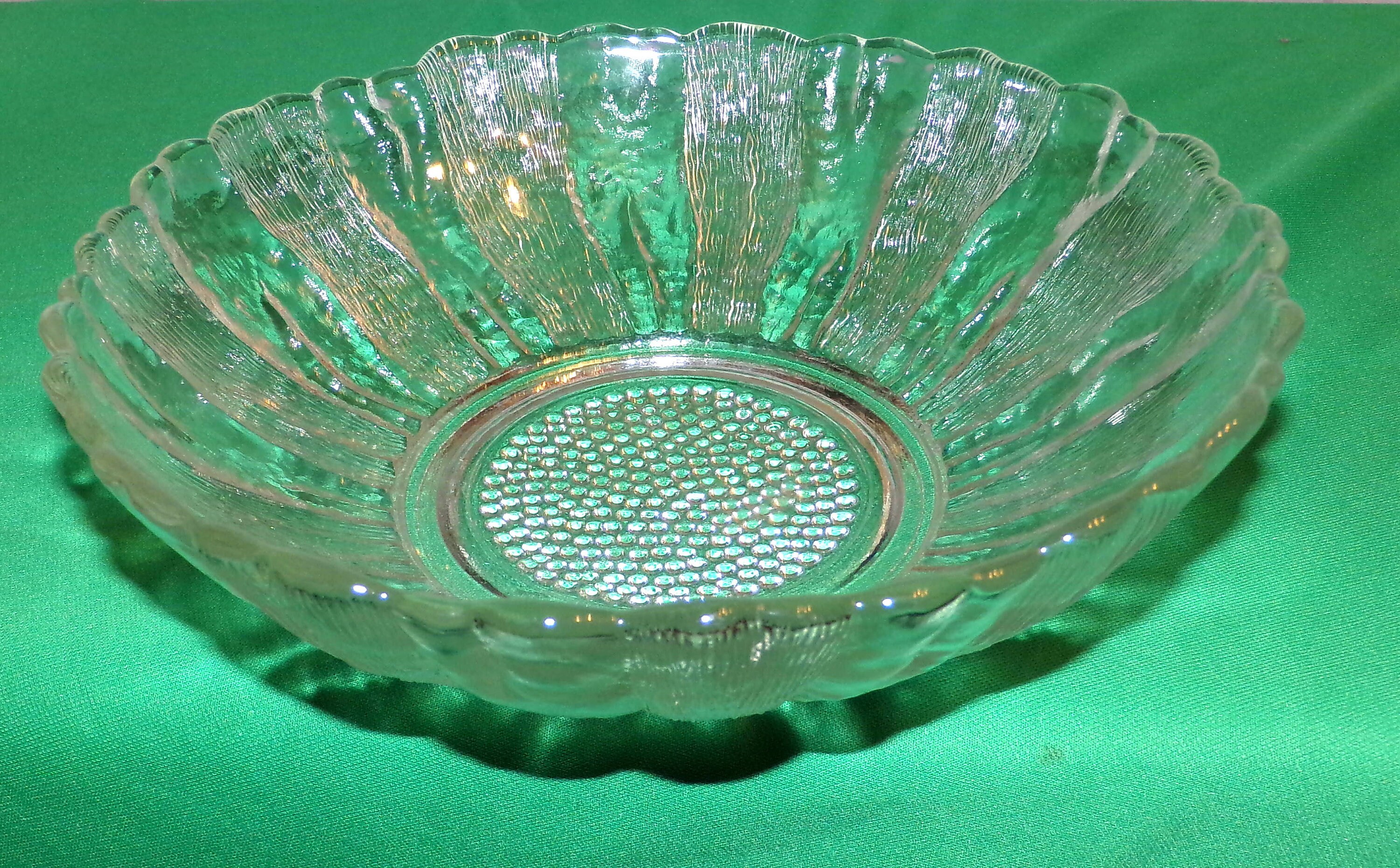 Highly Detailed Glass Serving Bowl Extra Large 10.5 Inches Etsy
