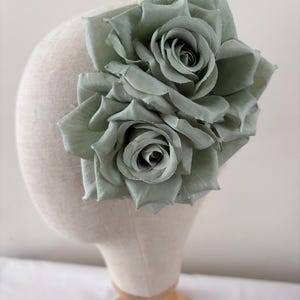 Pin Up Rockabilly Double Rose Hair Flower In Green