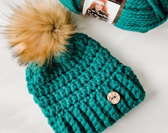 Women’s Adult Teal Toque Beanie Winter Hat With Faux Fur Pom Pom