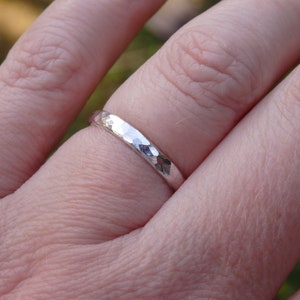 Hammered Sterling Silver Stackable Band Ring 2.5mm Wide Hammered Sterling Silver Stackable Band Ring 2.5mm Wide