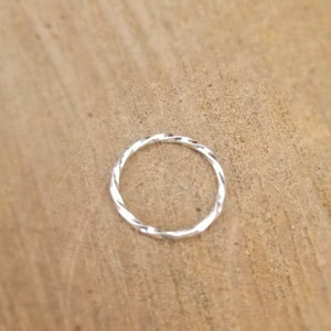 Thin 1 mm Twisted Sterling Silver Midi Ring, Stackable Pinky Rings, Handmade Simple Jewellery image 4
