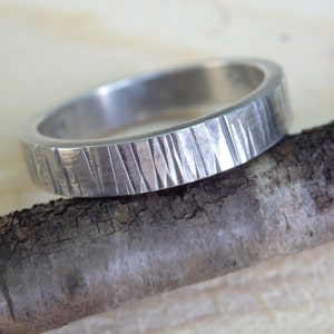 Sterling Silver Tree Bark Hammer Textured Ring Band, Nature Jewellery, Made to Order, Oxidized Sterling Silver, Thumb Ring