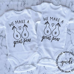 Twin baby Bodysuit set, Twin baby shower gifts, Gender Neutral romper set for twins, funny Twin Baby creepers cute sets for twins
