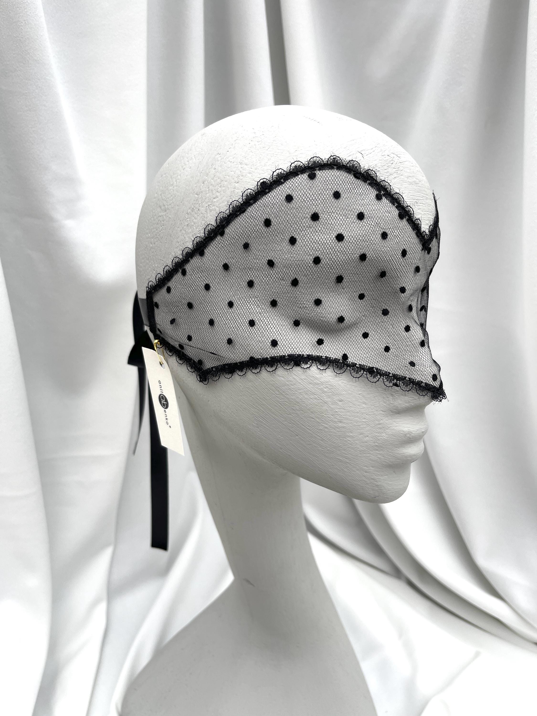 Mimi lace hood set up andmary