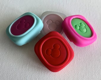 Deslizador de disco Magic Band para correa de reloj / Soporte de disco Magic Band compatible con Fitbit, Apple Watch / Brilla en la oscuridad / Azul claro o rosa
