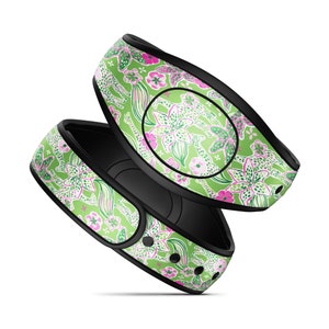 Preppy Pink and Green Giraffes Vinyl Decal Skin for Disney MagicBand+ and MagicBand 2.0 | Waterproof Magic Band Sticker Wrap